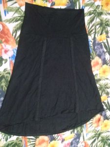 Chic Black Midi Skirt