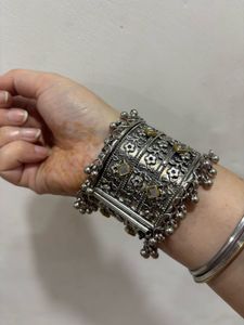 Exquisite Oxidized Silver Bangle