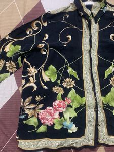 Elegant Black Floral Print T-Shirt