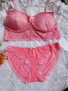 Lace Trimmed Pink Bra &amp; Panty Set