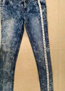Acid Wash High Waisted Jeans 📍Free Delivery