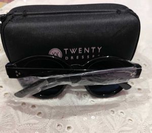 Twenty Dresses Solid Round Sunglasses