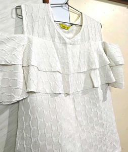 🤍New Ruffled White Top 🤍