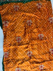 Embroidered Bandhani Saree - Green &amp; Orange