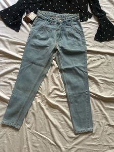 Polka Dot Top &amp; Blue Jeans Combo