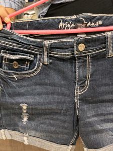 Stylish Blue Denim Shorts