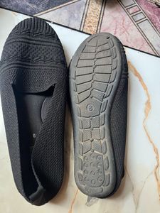 Comfortable Black Knit Flats