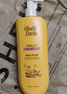 Plum BodyLovin' Vanilla Caramello Lotion