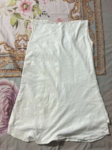 Elegant Sleeveless White top