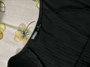 Black Ribbed Square Neck Top