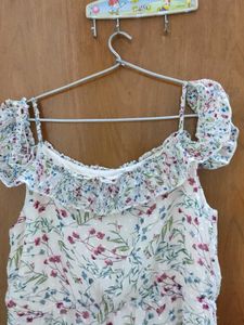 Flowy Floral Cold Shoulder Dress