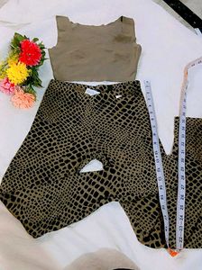 Stylish Printed Two-Piece Set