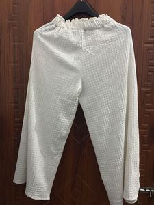women white palazzos