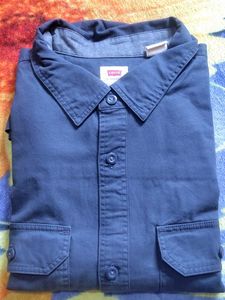 export Levi's Navy Blue Button-Up Shirt