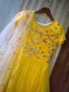 elegant white mirror work lehnga and yellow mirro