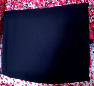 Elegant Black Saree with Gold &amp; Pink Border