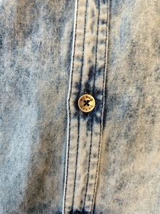 Free delivery 🚚 Acid Wash Denim Shirt