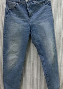 RED TAPE BLUE STRAIGHT JEANS (Size 28-30)