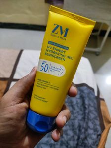 This is Zayn And Myza Sun Protection Uv Expert Hydrating Gel Sunscreen With SPF 50 UVA And UVB Protection PA+++ With Vitamin C....100% Vegan, Paraben Free, Alcohol Free Product.