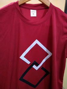 Brand New Tshirt Comfortable For Summer