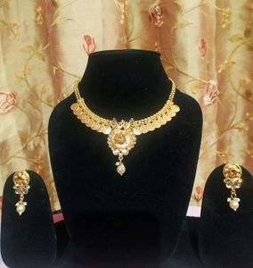 SOUTH INDIAN JEWELLERY