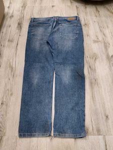 Ma5916 Denim edit jeans waist 32 inches