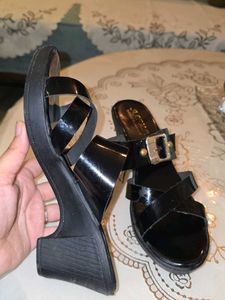 BLACK HEELS, 3 INCHES PUMP HEEL