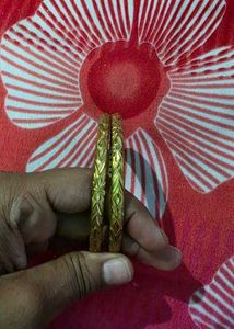 Golden bangle two set