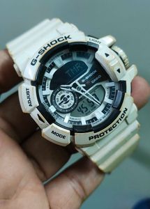 G-Shock White &amp; Black Watch Vintage