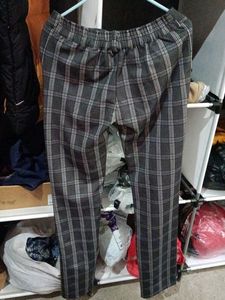 Combo Of 2 Trousers Grey Checked And Beige
