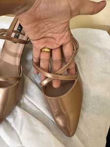 ✨ Pretty heels looking for a new home ✨