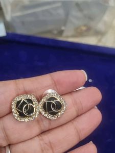 Elegant Square Black &amp; Crystal Earrings