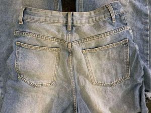 Distressed Wide Leg Jeans