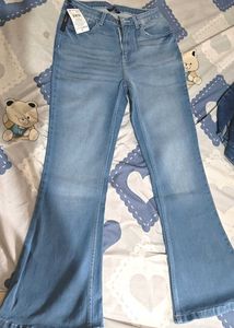 Light Wash Flare boot leg Jeans🥳
