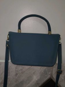 Stylish Teal Handbag / Sling bag 👜