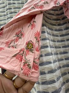 Elegant Pink Floral Print Kurta