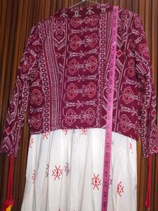 White Kurta Set with Maroon Jacket