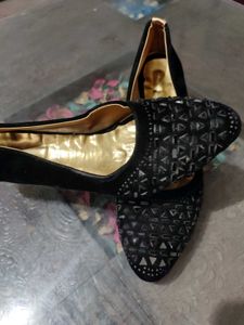 Velvet Black Stone Stylish Heels