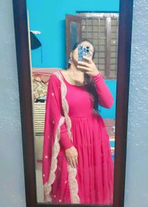 Elegant Pink Embroidered Kurta Set