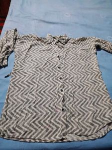 Stylish Geometric Print top
