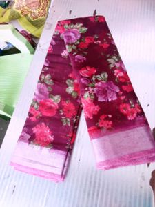 Beautiful Floral Print Saree