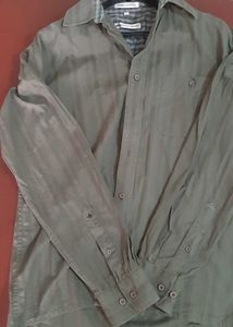 ARROW Shirt for men. Olive green S