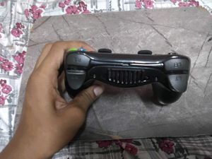 Sameo SG2000 Pro wireless mobile gaming controller