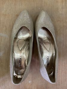 Sparkling Gold Heels