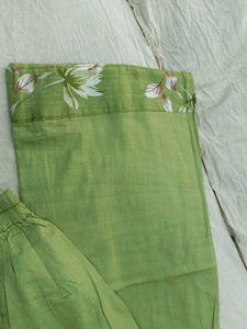 Vibrant Floral Print Kurta
