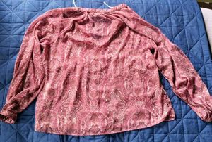 Flowy Paisley Print V-Neck Blouse