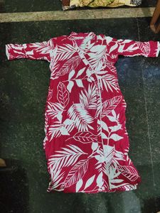 Stylish Pink Leaf Print Kurta L size without pant
