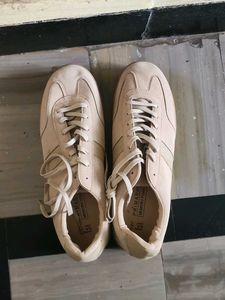 PRIMARK Beige Sneakers(UK)