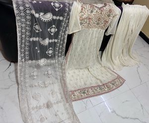 Elegant Embroidered Kurta Set with Dupatta