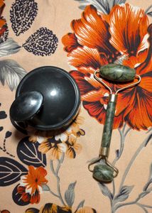 Jade Facial Roller and Hair Massager